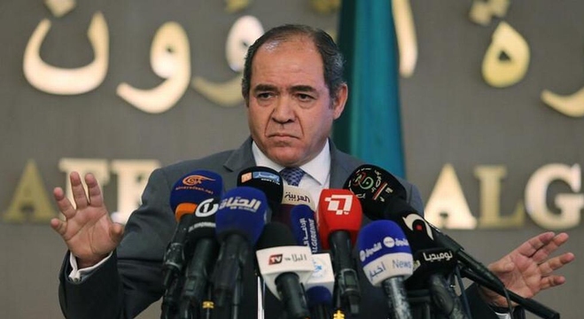 وزير الشؤون الخارجية الجزائري صبري بوقادوم