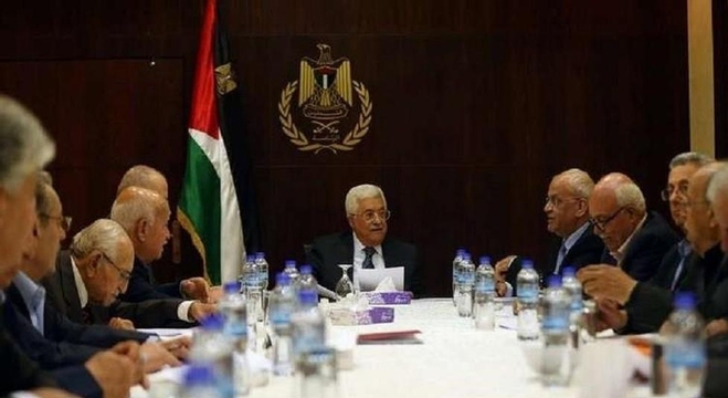 محمود عباس في اجتماع لمنظمة التحرير الفلسطينية