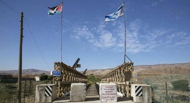معبر حدودي بين الأردن والضفة الغربية